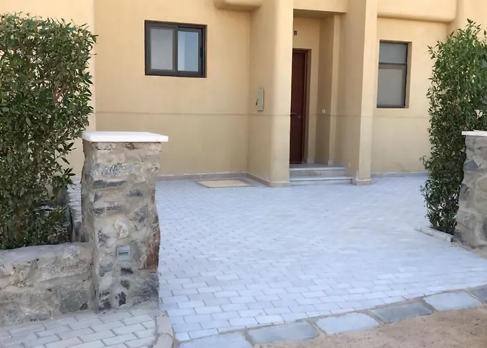 Villa Luxury 3br Townhouse, Tawila, El Gouna, Lagoon & Pool Access *