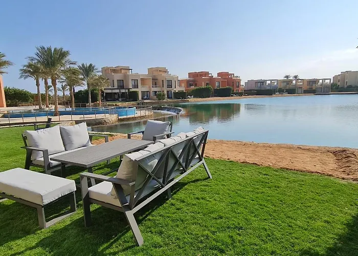 Luxury 3br Townhouse, Tawila, El Gouna, Lagoon & Pool Access * Gurdaka